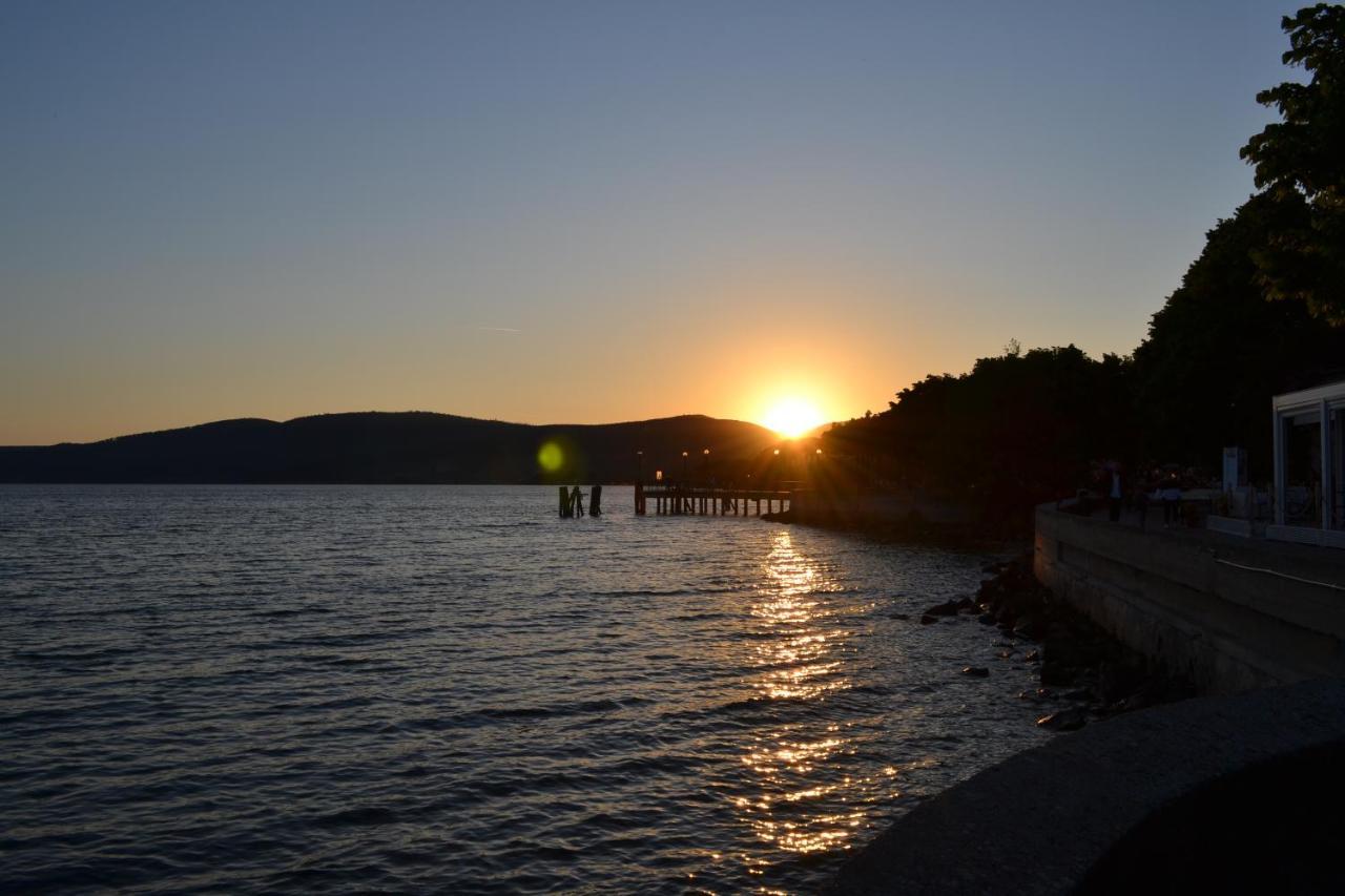 Alele Alloggio Turistico Trevignano Romano Bagian luar foto
