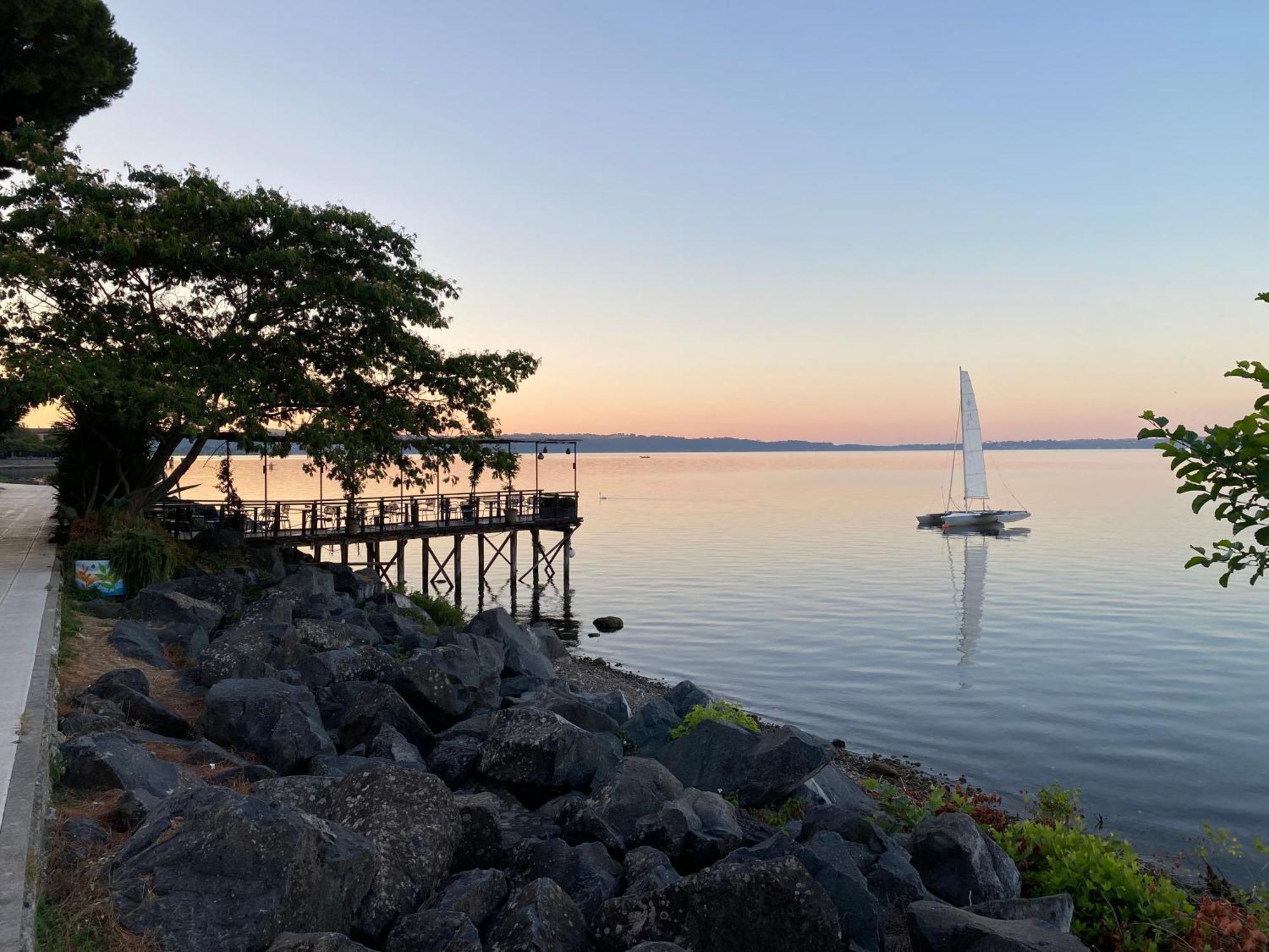 Alele Alloggio Turistico Trevignano Romano Bagian luar foto
